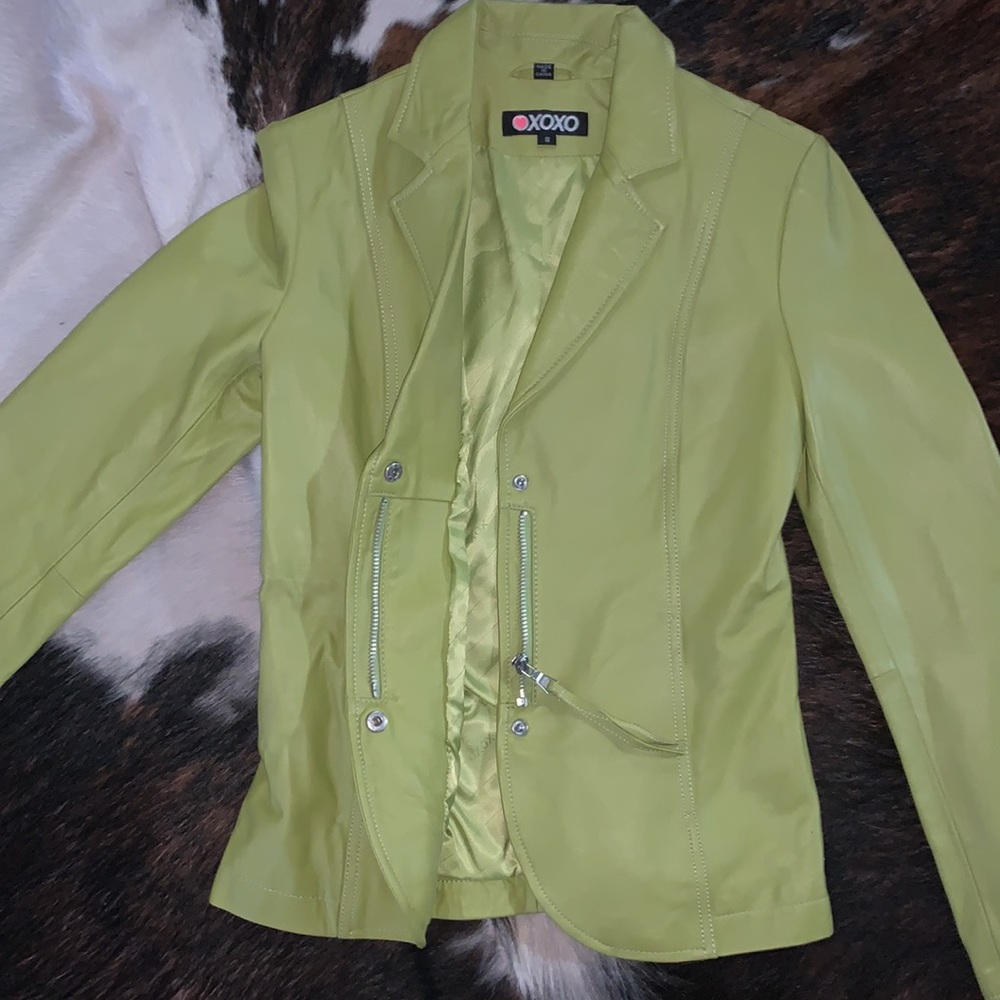 Make A Statement In This Jacket! - image 3